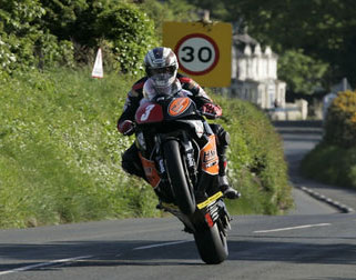 Tourist trophy guiness jump