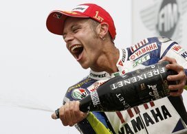 Valentino Rossi : Champagne au Mugello pour sa victoire