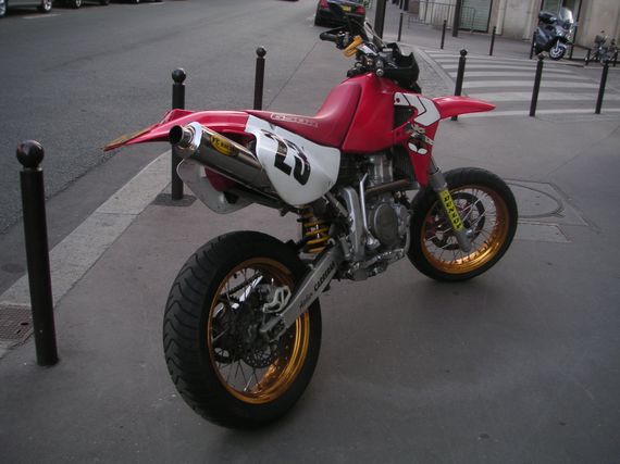 Honda XR 650 R, vue du cul