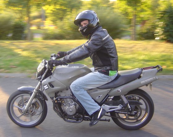 Moi qui roule avec le CB500