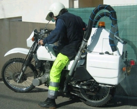 Motocrotte à paris