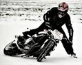 Drift sur glace en moto