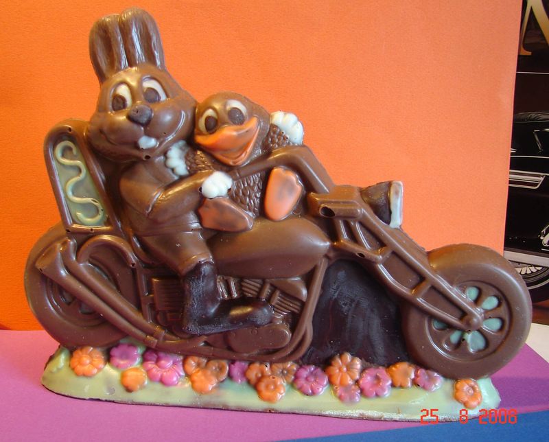 Moto de Paques en chocolat