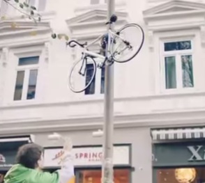 anti-vol vélo lampadaire