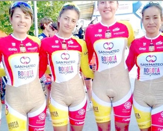 Cyclistes colombiennes nues