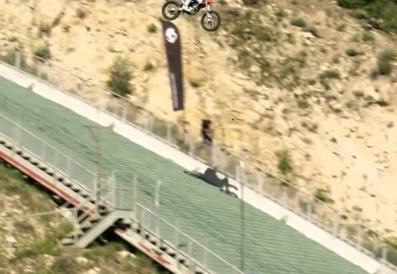 robbie maddison skull candy drop in moto ski olympique