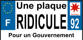 plaque d'immatriculation moto ridicule