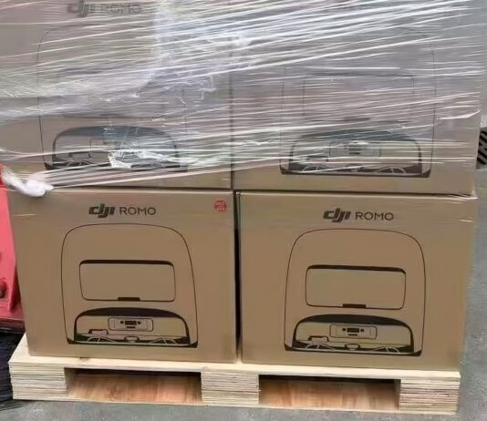 Unboxing DJI Romo
