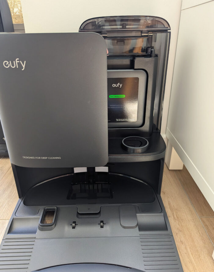 Installation Eufy Omni E25 Unboxing 11
