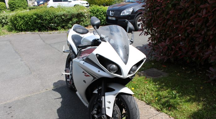 Yamaha R1 sale